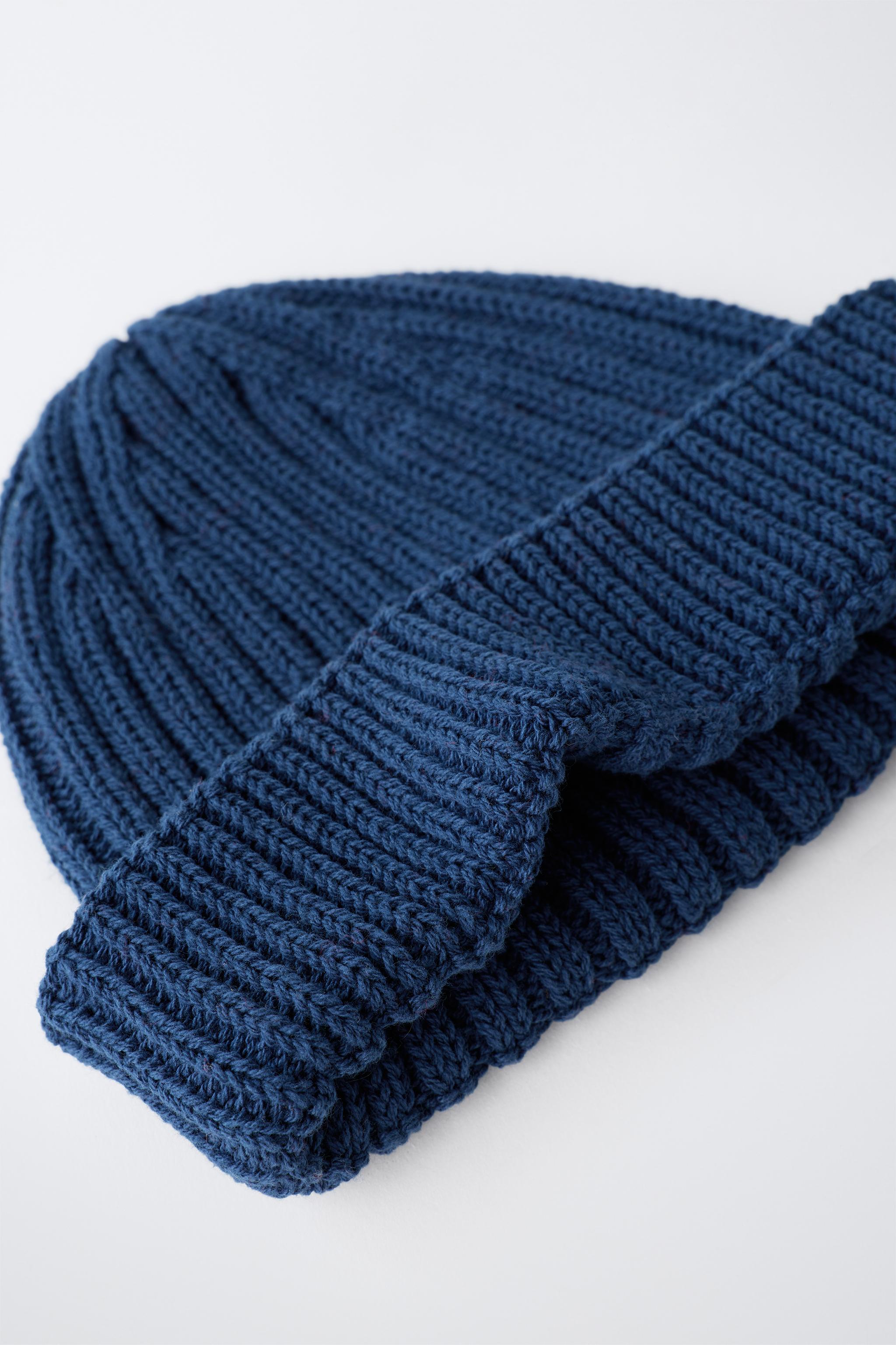 BONNET EN MAILLE UNI